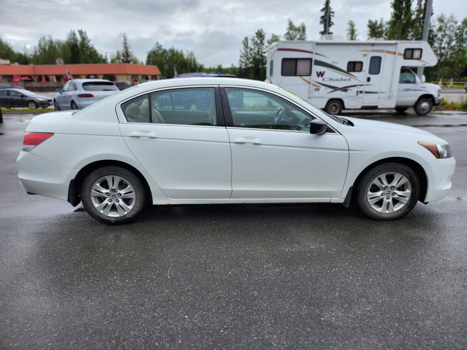 2008 White /TAN Honda Accord LX-P Sedan (1HGCP25498A) with an 2.4L L4 DOHC 16V engine, 5-Speed Manual Overdrive transmission, located at 44152 Sterling Highway, Soldotna, 99669, (907) 262-5555, 60.484917, -151.062408 - Photo #6