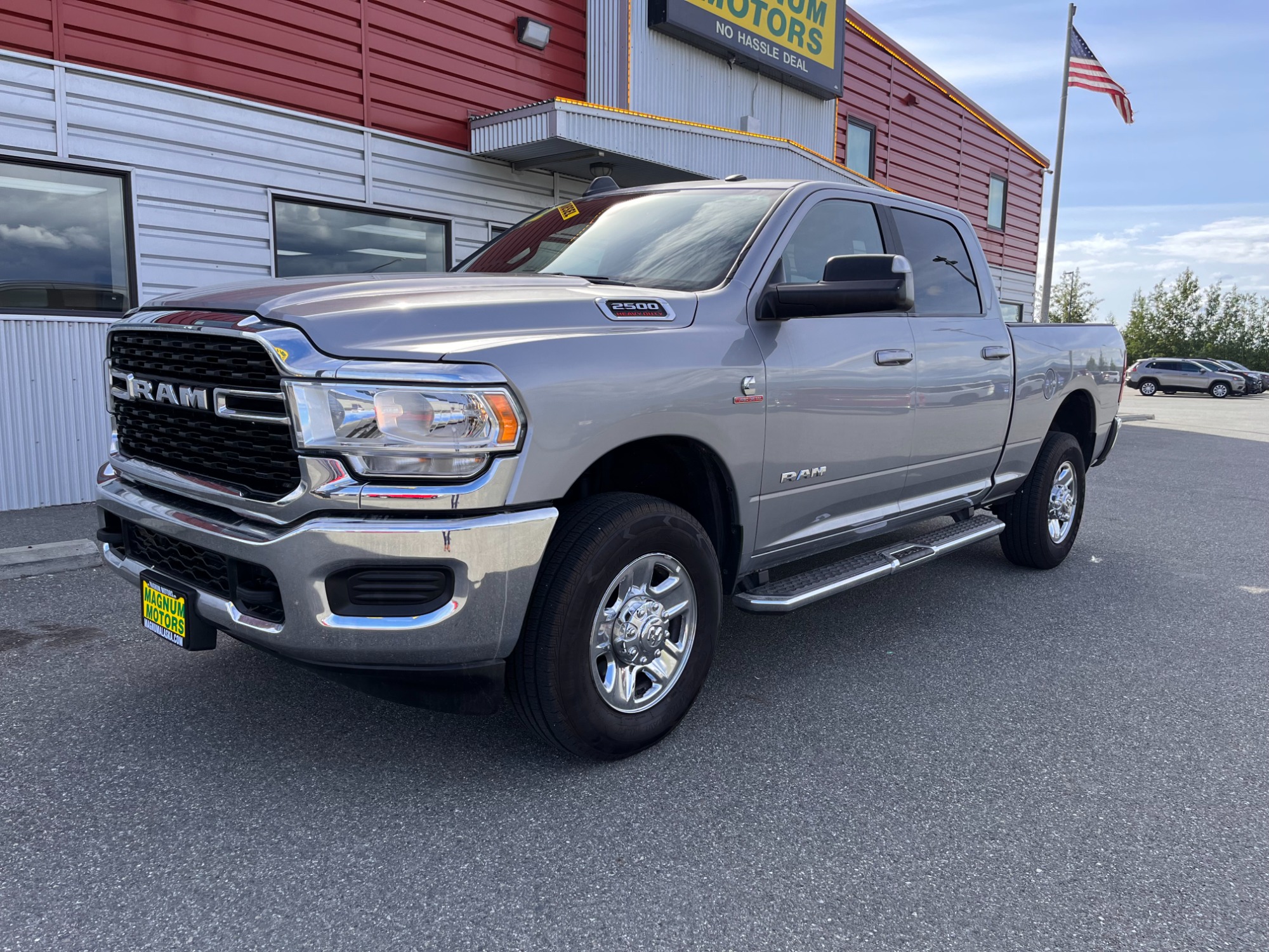 photo of 2022 RAM 2500 Tradesman Crew Cab SWB 4WD
