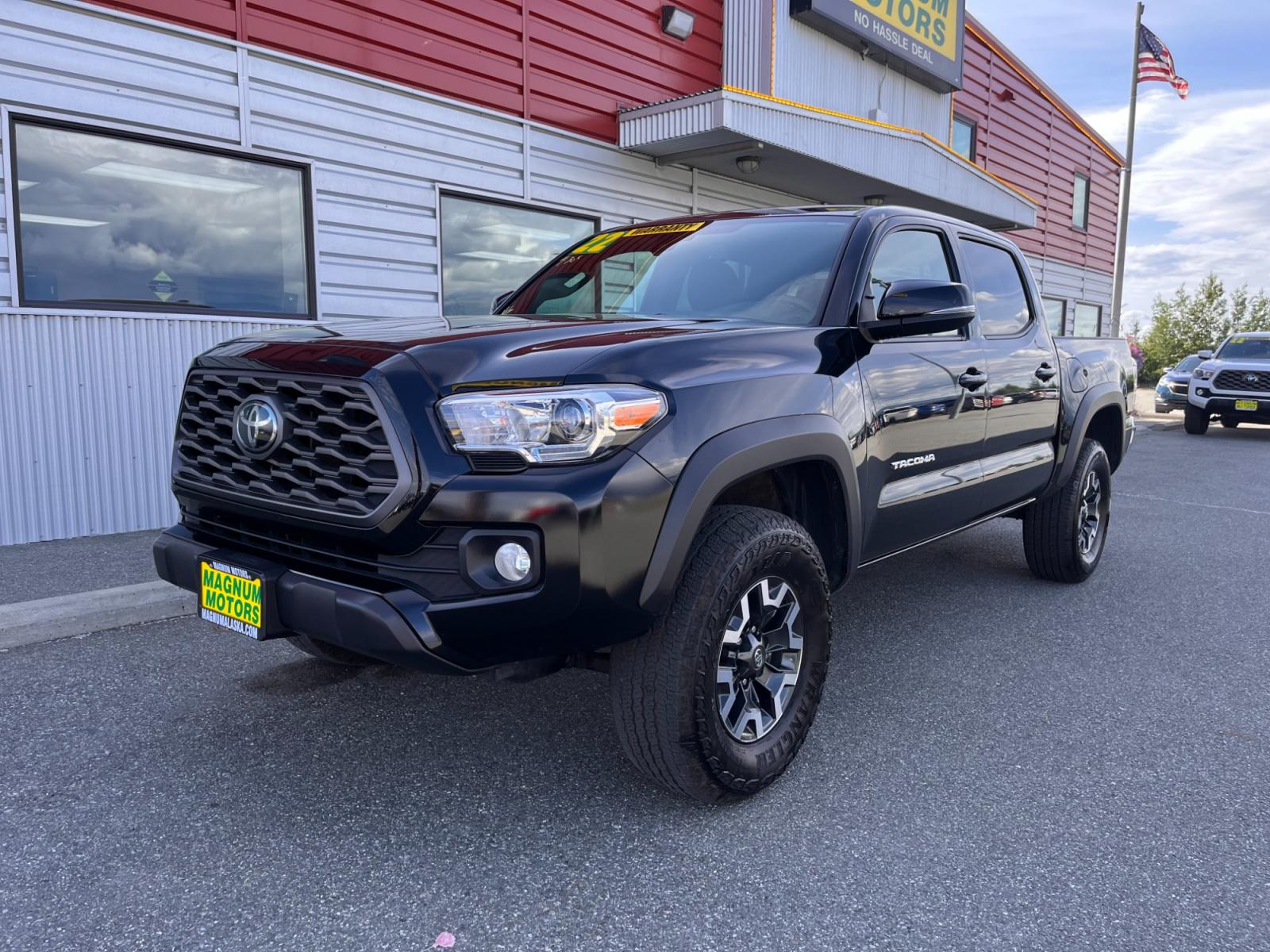 2022 Toyota Tacoma Double Cab Long Bed V6 6AT 4WD (3TMCZ5AN1NM) with an 3.5L V6 DOHC 24V engine, 6A transmission, located at 44152 Sterling Highway, Soldotna, 99669, (907) 262-5555, 60.484917, -151.062408 - Photo #2