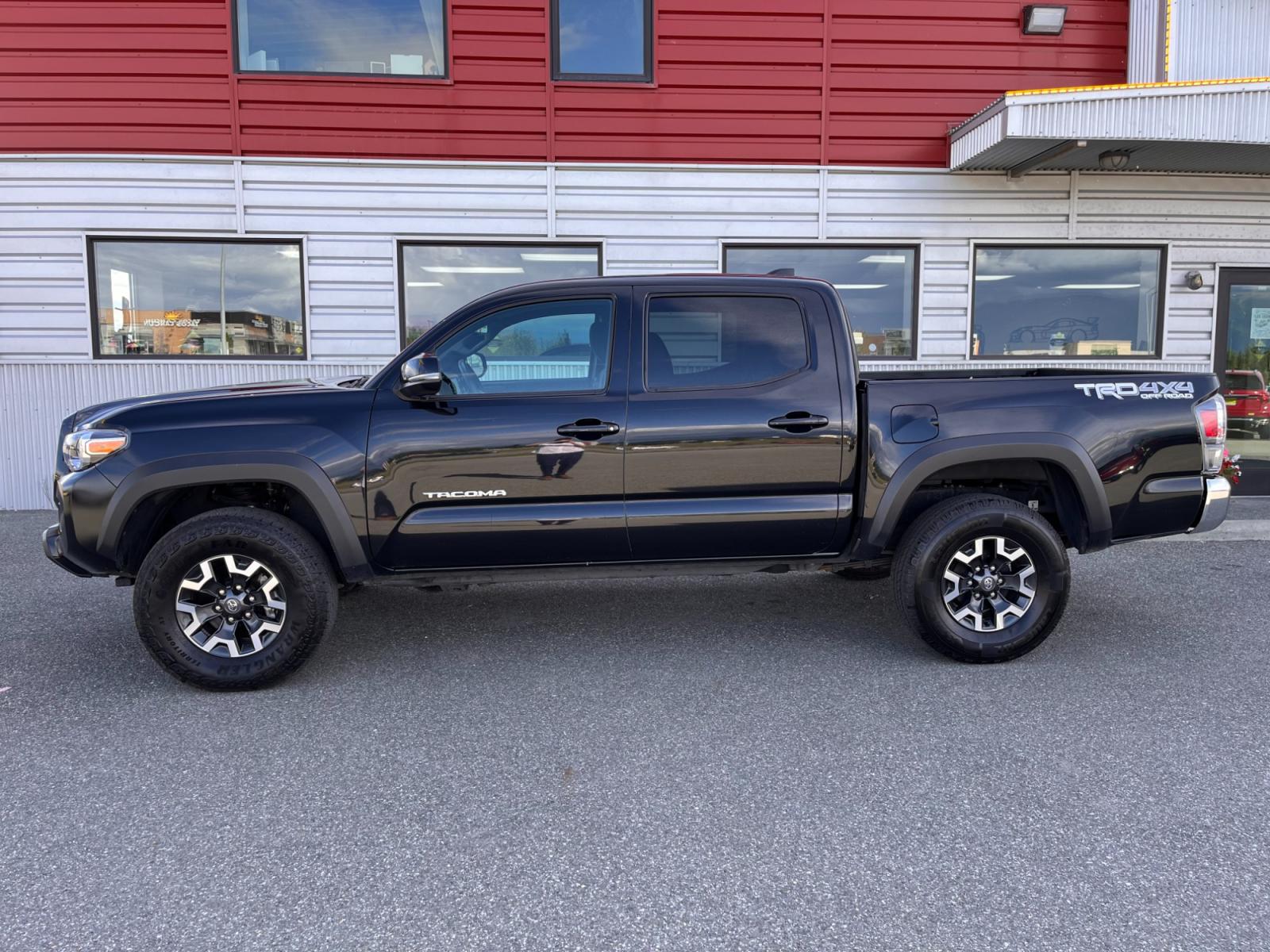 2022 Toyota Tacoma Double Cab Long Bed V6 6AT 4WD (3TMCZ5AN1NM) with an 3.5L V6 DOHC 24V engine, 6A transmission, located at 44152 Sterling Highway, Soldotna, 99669, (907) 262-5555, 60.484917, -151.062408 - Photo #0