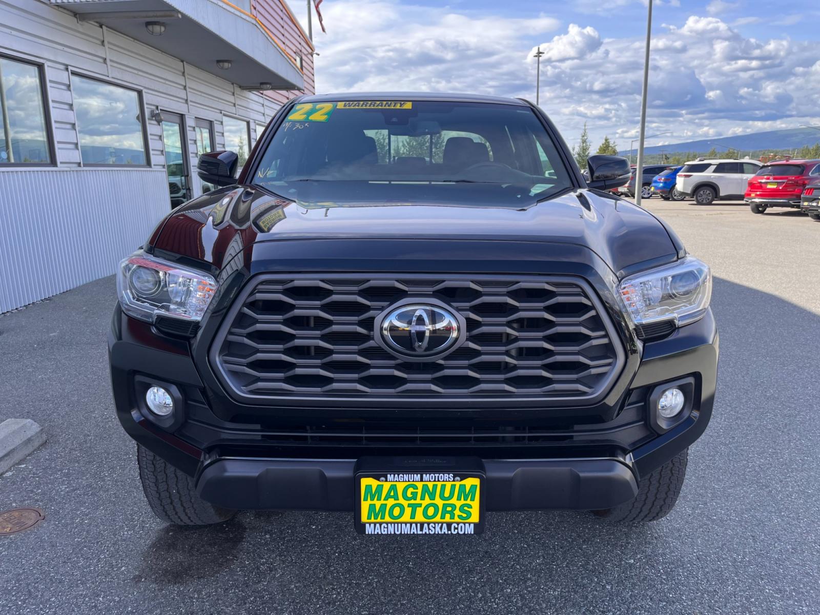 2022 Toyota Tacoma Double Cab Long Bed V6 6AT 4WD (3TMCZ5AN1NM) with an 3.5L V6 DOHC 24V engine, 6A transmission, located at 44152 Sterling Highway, Soldotna, 99669, (907) 262-5555, 60.484917, -151.062408 - Photo #6