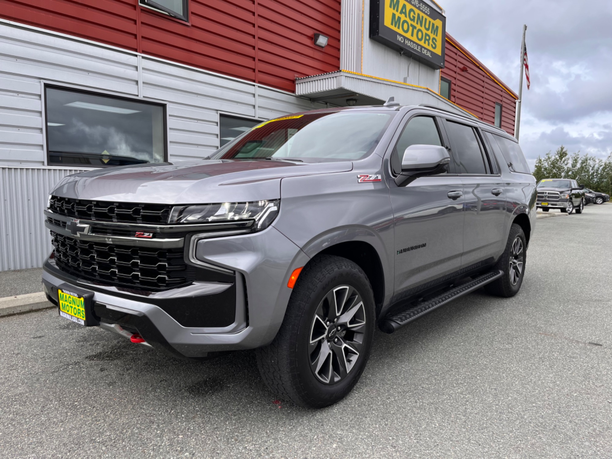 photo of 2022 Chevrolet Suburban Z71