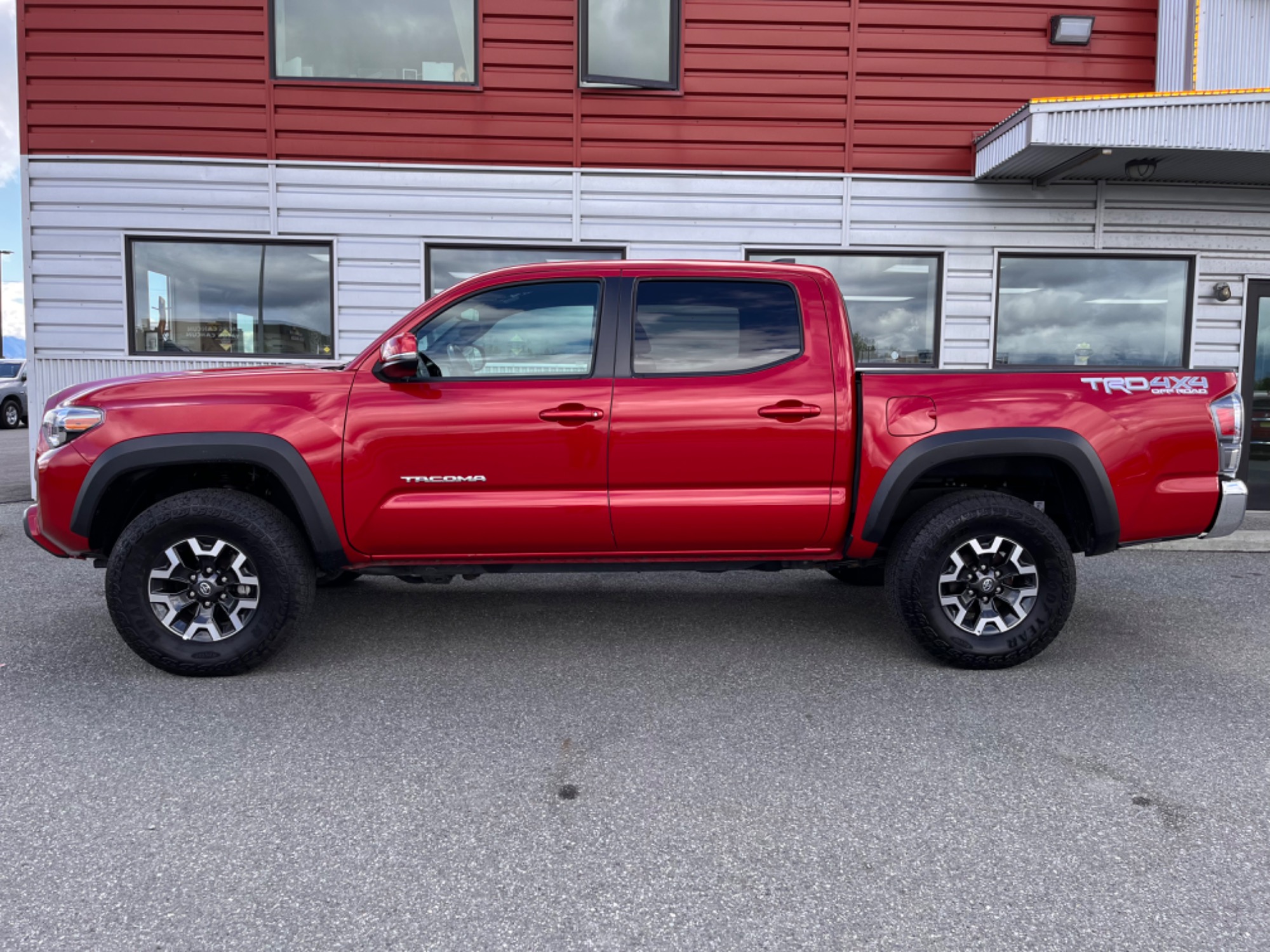 photo of 2022 Toyota Tacoma TRD Off Road Double Cab V6 6AT 4WD