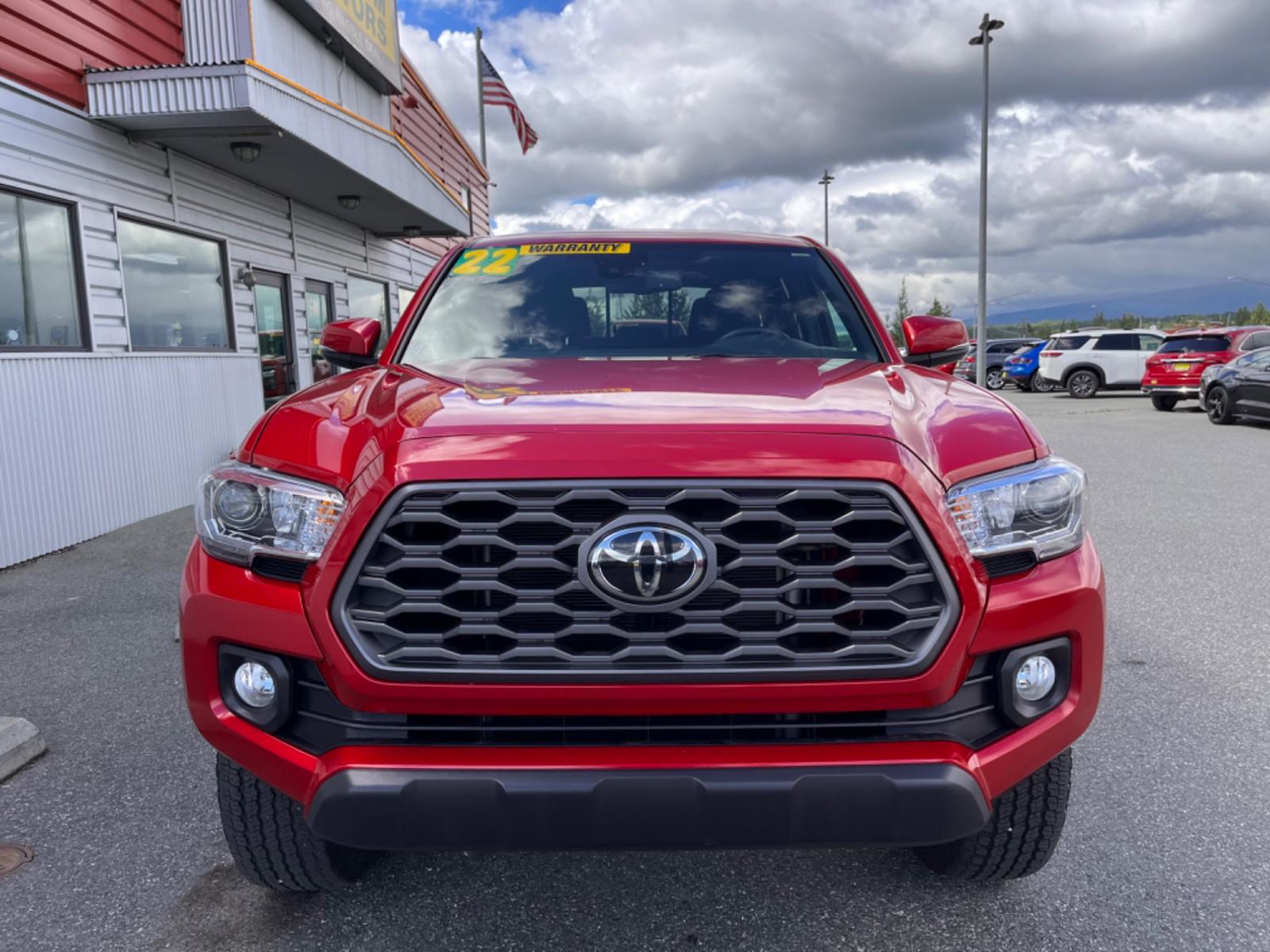 2022 Red Toyota Tacoma SR5 Double Cab V6 6AT 4WD (3TMCZ5AN5NM) with an 3.5L V6 DOHC 24V engine, 6A transmission, located at 44152 Sterling Highway, Soldotna, 99669, (907) 262-5555, 60.484917, -151.062408 - Photo #6