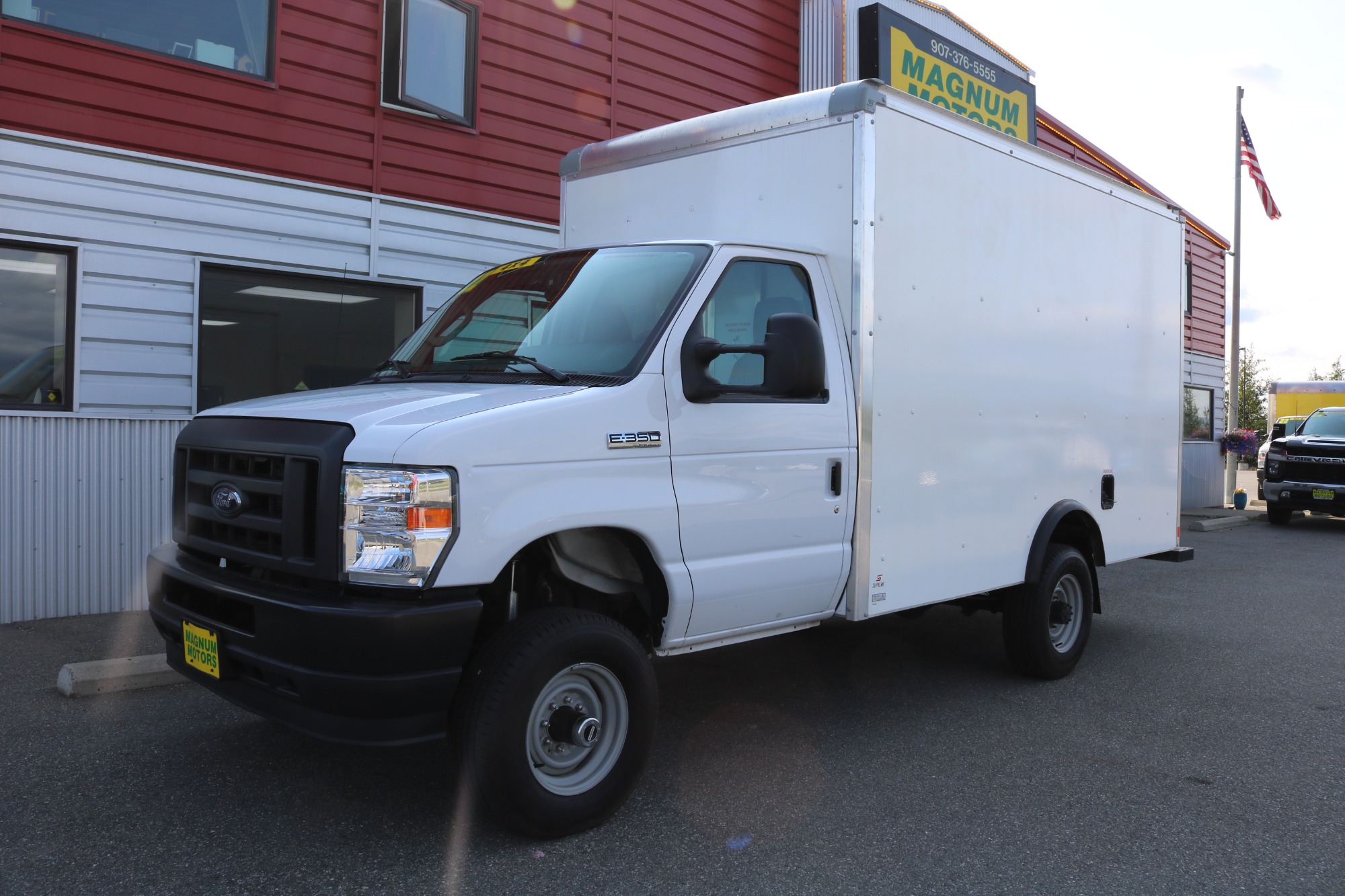 photo of 2022 Ford E-350 4x4 *Upfit* 