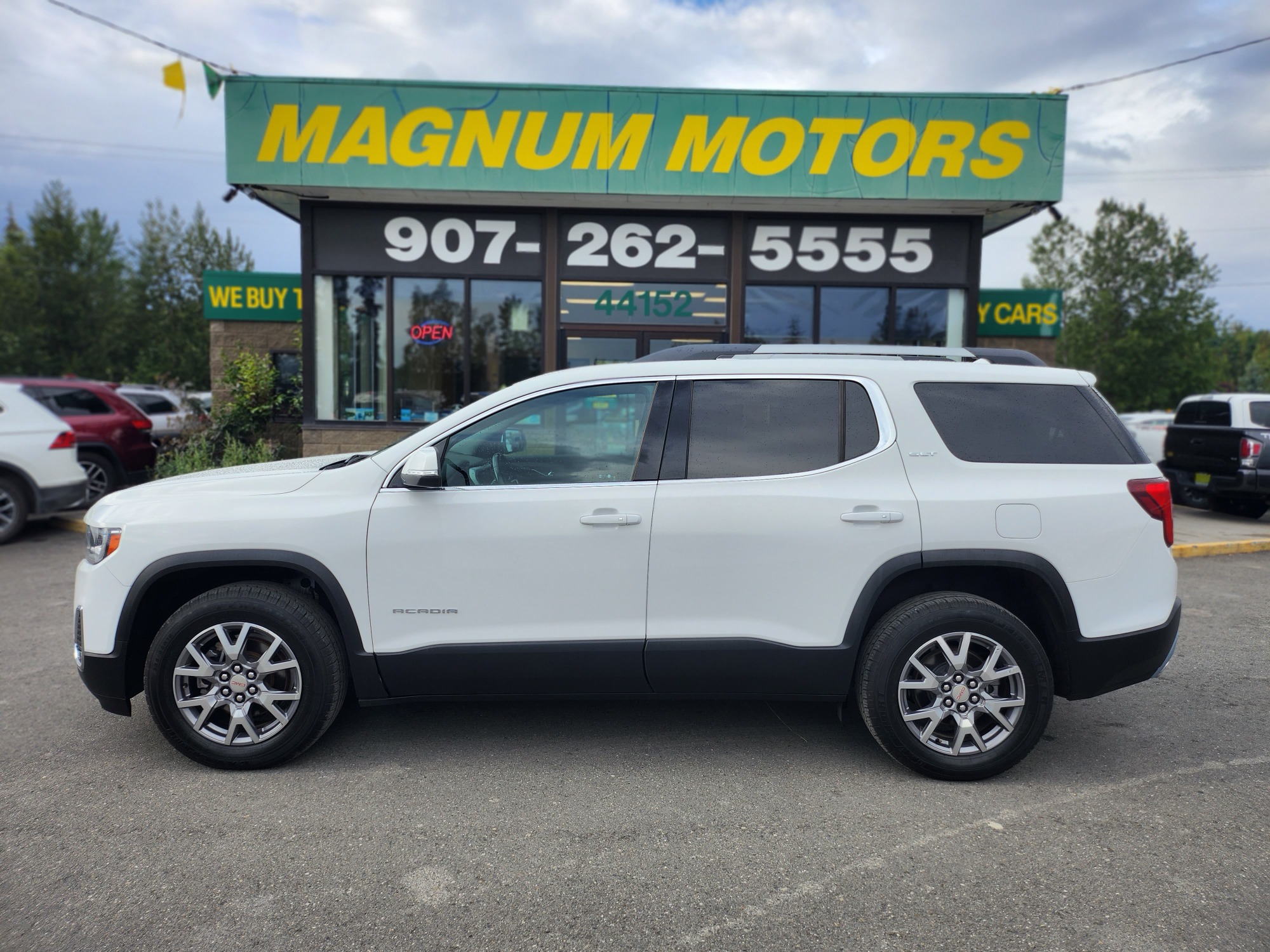 photo of 2020 GMC Acadia SLT-1 AWD
