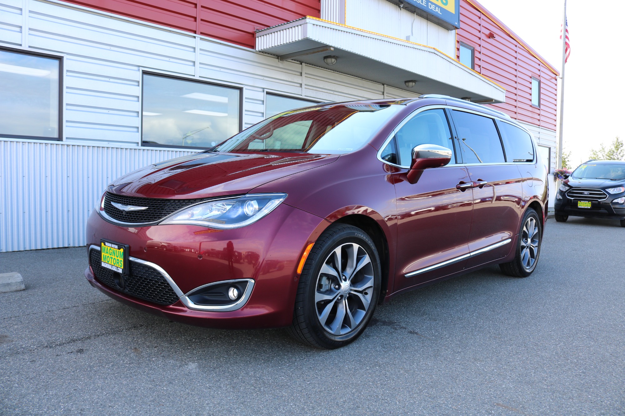 photo of 2017 Chrysler Pacifica Limited