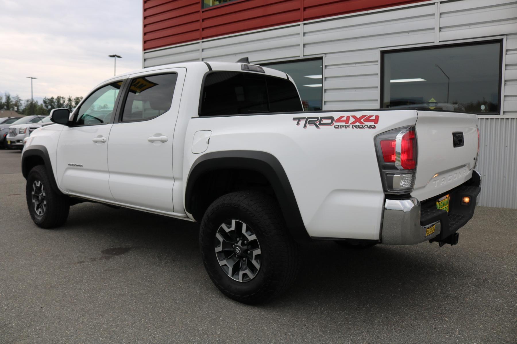 2022 White /Black Toyota Tacoma TRD OFF ROAD V6 6AT 4WD (3TMCZ5AN9NM) with an 3.5L V6 DOHC 24V engine, 6A transmission, located at 1960 Industrial Drive, Wasilla, 99654, (907) 376-5555, 61.573475, -149.400146 - Photo #3