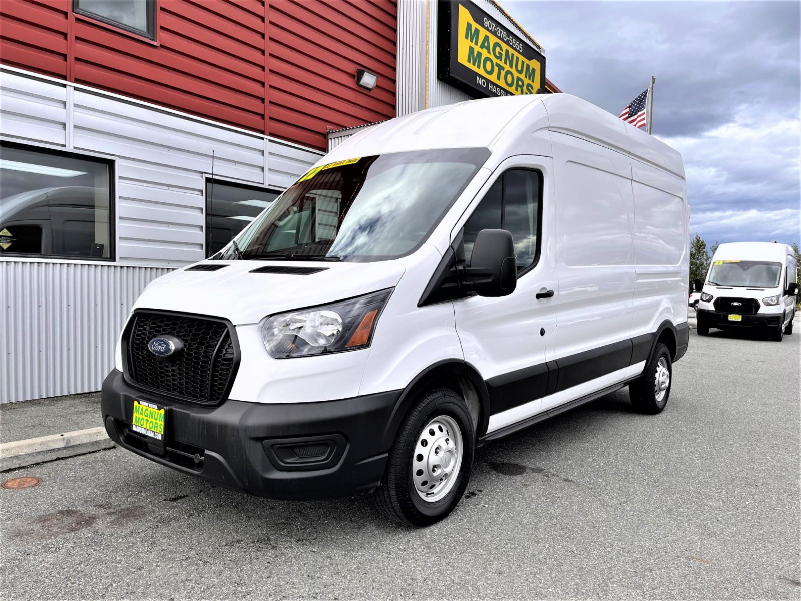 2022 White /Black Ford Transit 250 Van High Roof w/Sliding Pass. 148-in. WB (1FTBR2X80NK) with an 3.5L V6 DOHC 24V engine, 6A transmission, located at 1960 Industrial Drive, Wasilla, 99654, (907) 376-5555, 61.573475, -149.400146 - AWD - Photo #0