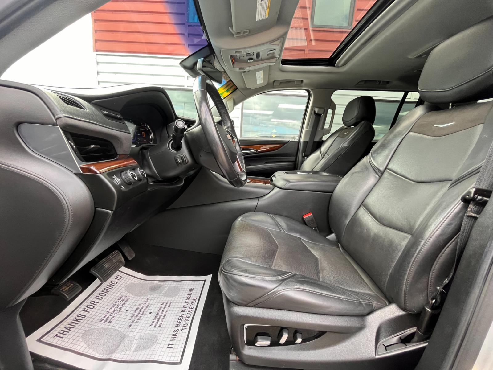 2020 Silver Cadillac Escalade ESV Luxury 4WD (1GYS4HKJ5LR) with an 6.2L V8 OHV 16V FFV engine, 10A transmission, located at 44152 Sterling Highway, Soldotna, 99669, (907) 262-5555, 60.484917, -151.062408 - Photo #10