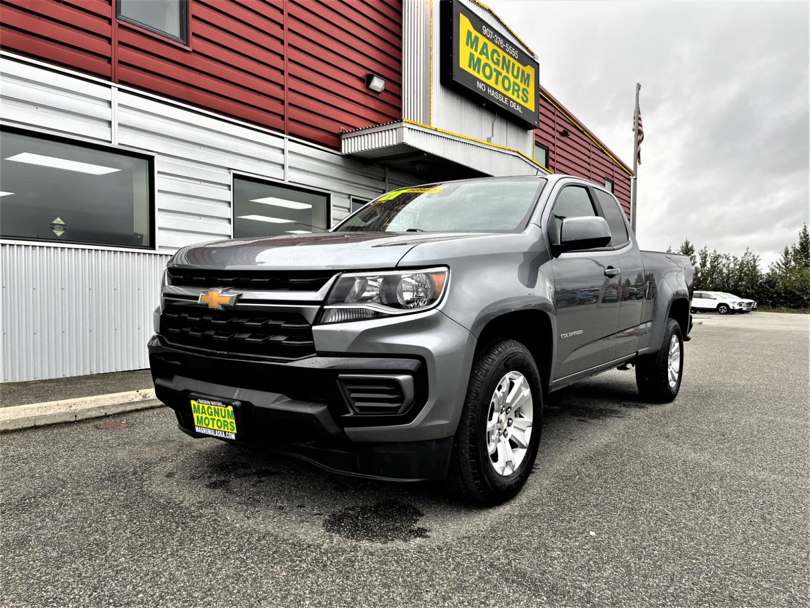 2021 Gray /Black Chevrolet Colorado LT Ext. Cab 4WD (1GCHTCEA5M1) with an 2.5L L4 DOHC 16V GAS engine, 6A transmission, located at 1960 Industrial Drive, Wasilla, 99654, (907) 376-5555, 61.573475, -149.400146 - Photo #0