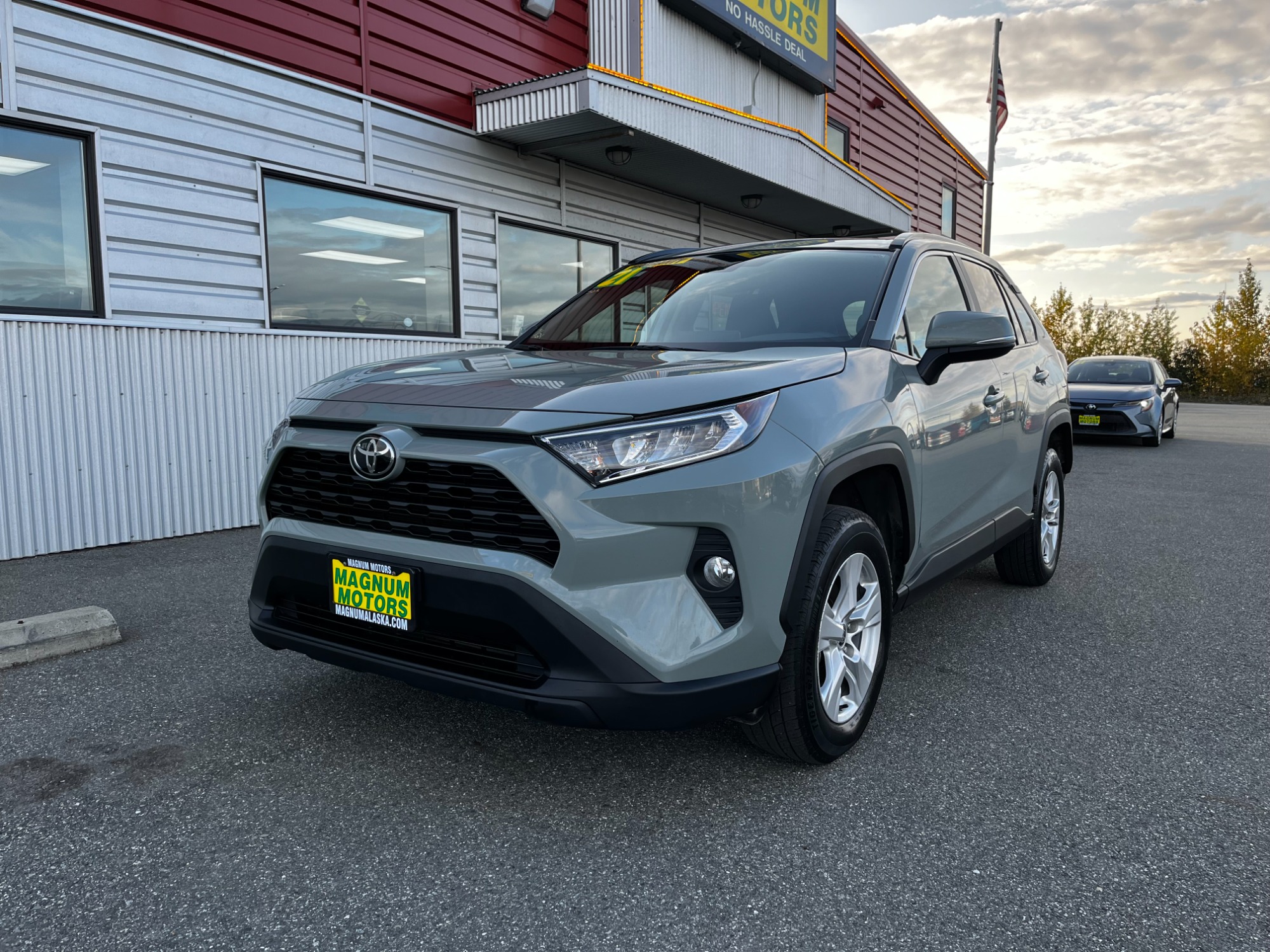 photo of 2021 Toyota RAV4 XLE AWD