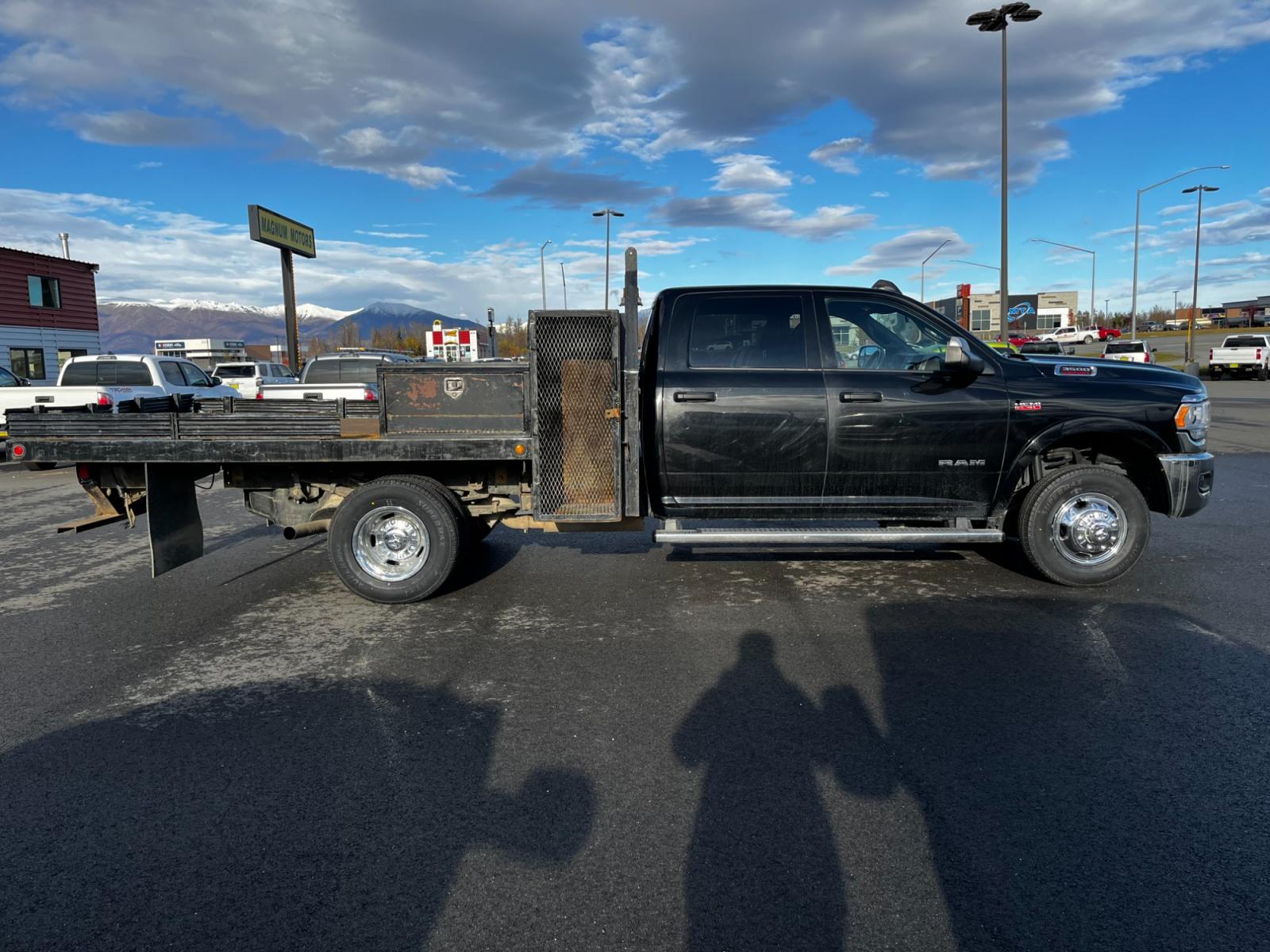 2022 Black /Gray RAM 3500 Crew Cab 4WD DRW (3C7WRTCJ8NG) with an 6.4L V8 OHV 16V engine, 6A transmission, located at 1960 Industrial Drive, Wasilla, 99654, (907) 376-5555, 61.573475, -149.400146 - Photo #2
