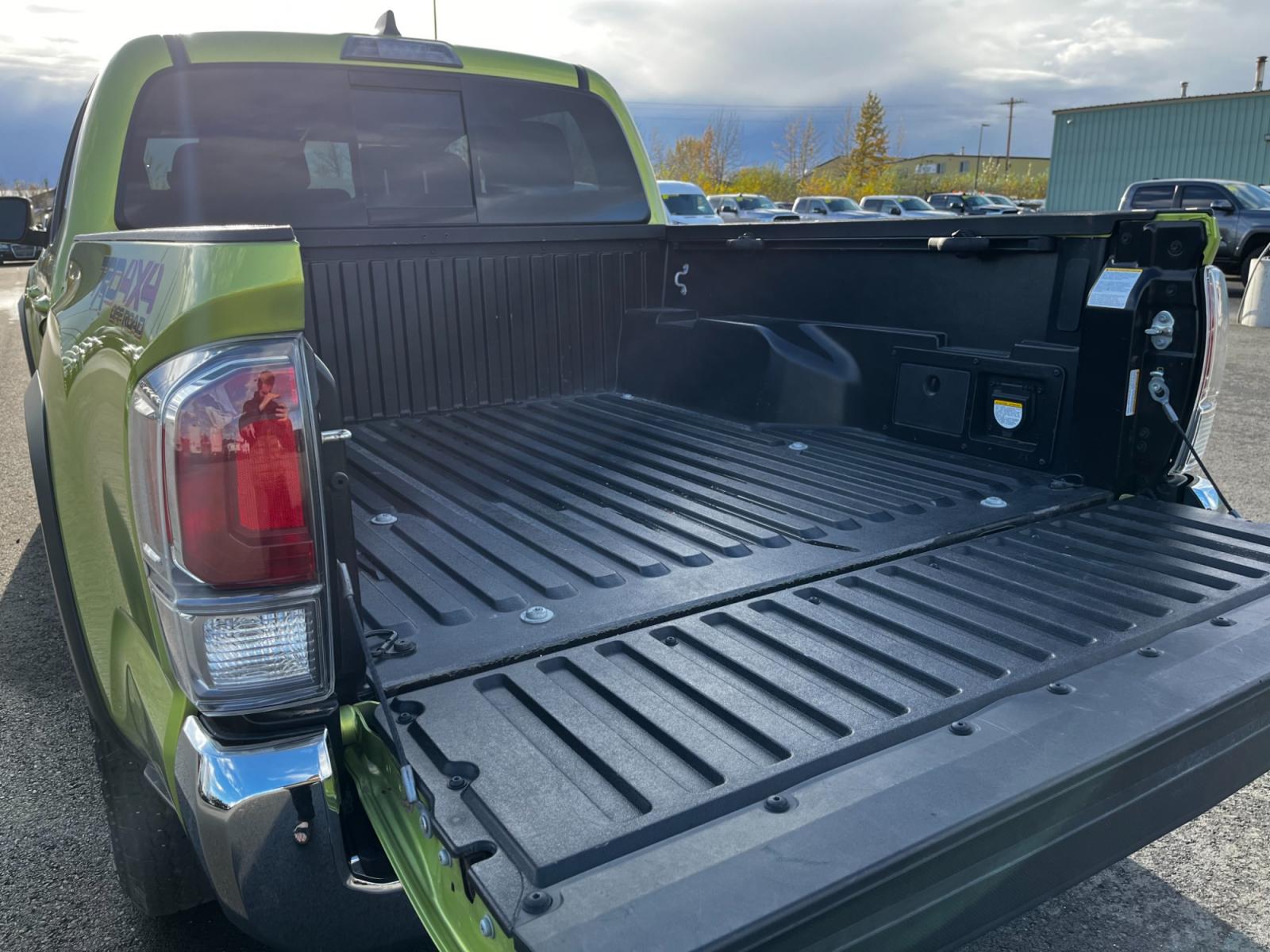 2023 Electric Lime /Black Toyota Tacoma SR5 Double Cab Long Bed V6 6AT 4WD (3TYCZ5AN4PT) with an 3.5L V6 DOHC 24V engine, 6A transmission, located at 1960 Industrial Drive, Wasilla, 99654, (907) 376-5555, 61.573475, -149.400146 - Photo #14