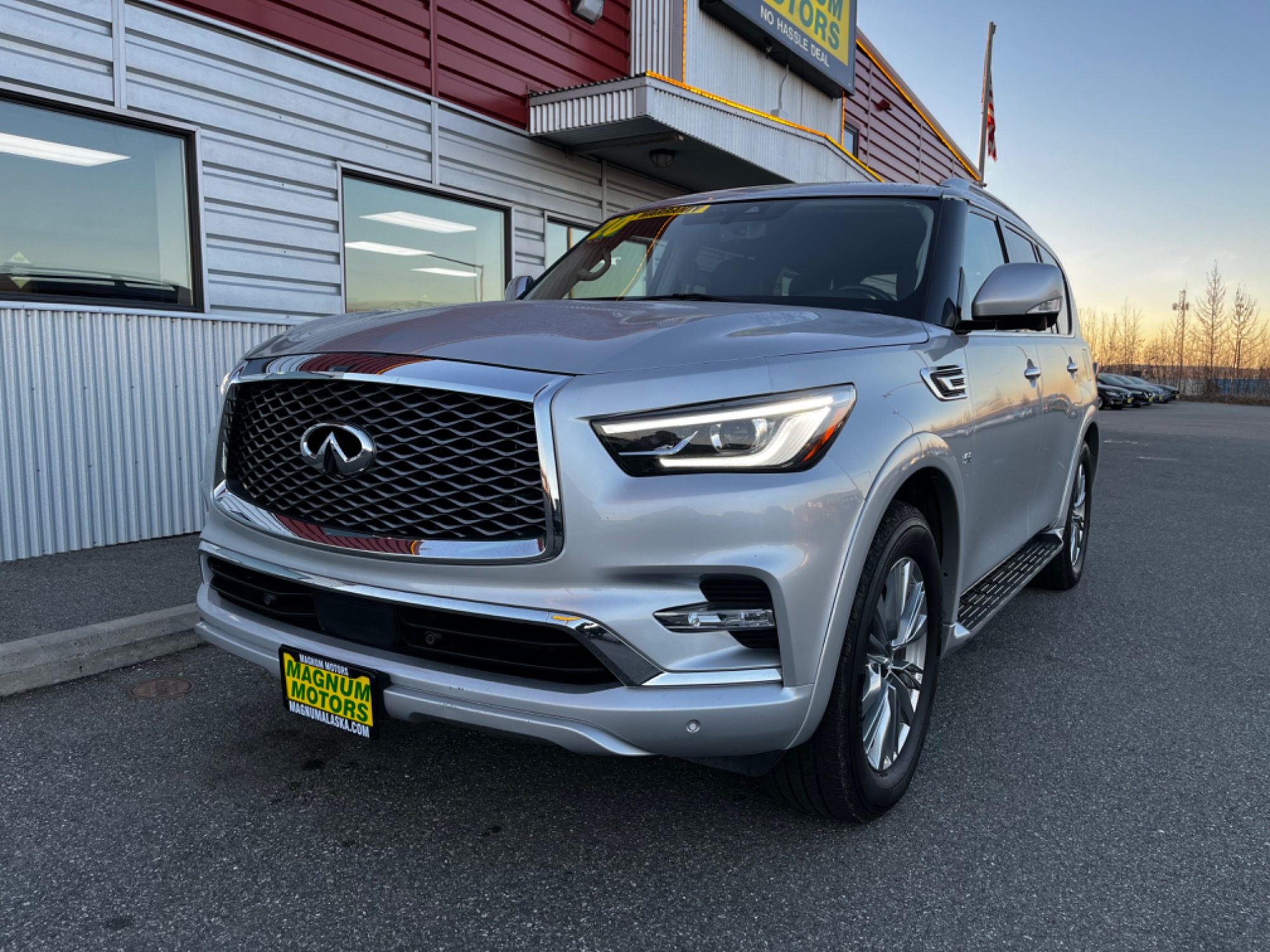 photo of 2020 Infiniti QX80 Luxury 4WD