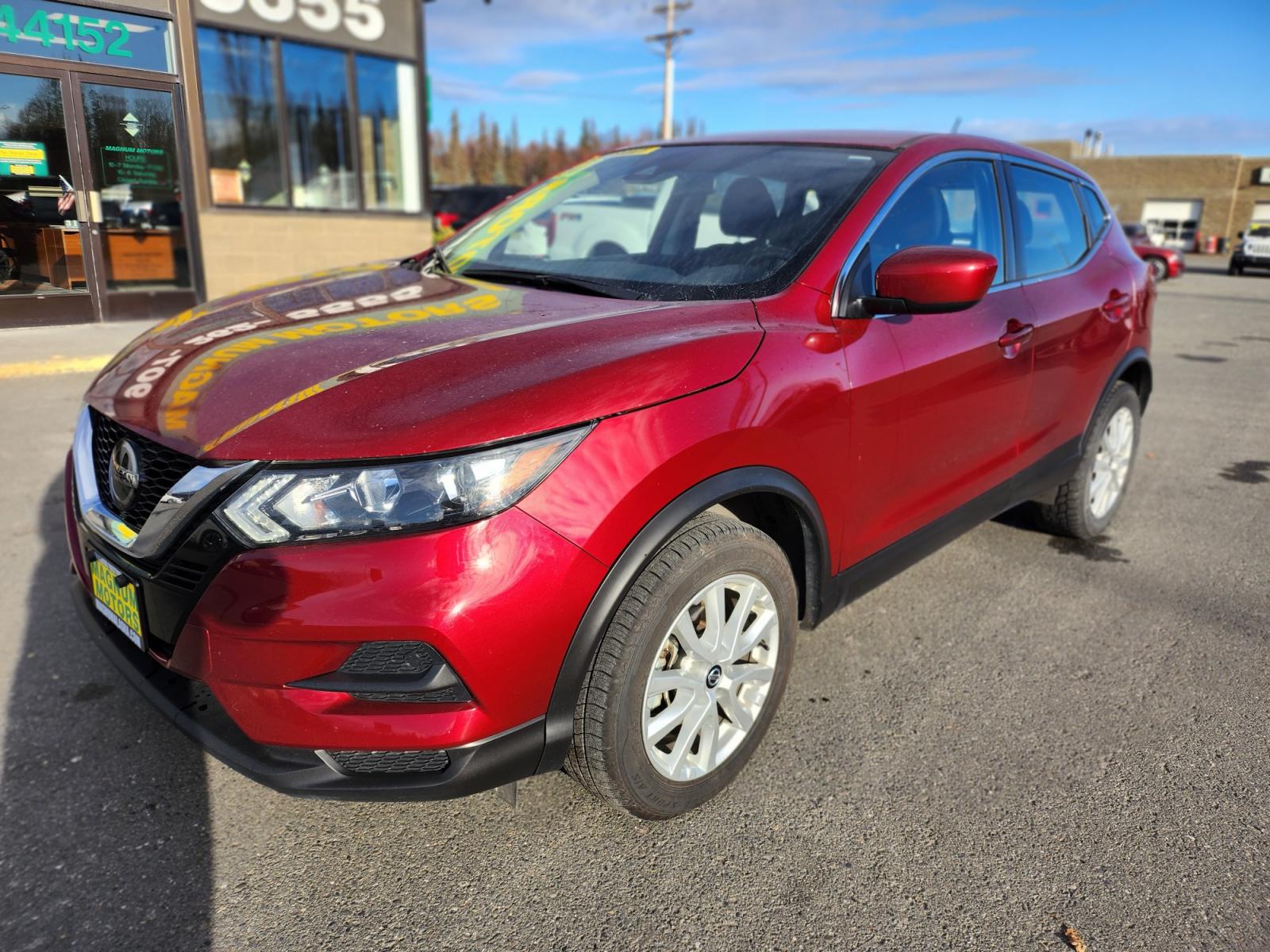 2021 /GRAY/BLACK Nissan Rogue Sport S AWD (JN1BJ1AW2MW) with an 2.0L L4 DOHC 16V engine, CVT transmission, located at 44152 Sterling Highway, Soldotna, 99669, (907) 262-5555, 60.484917, -151.062408 - Photo #3