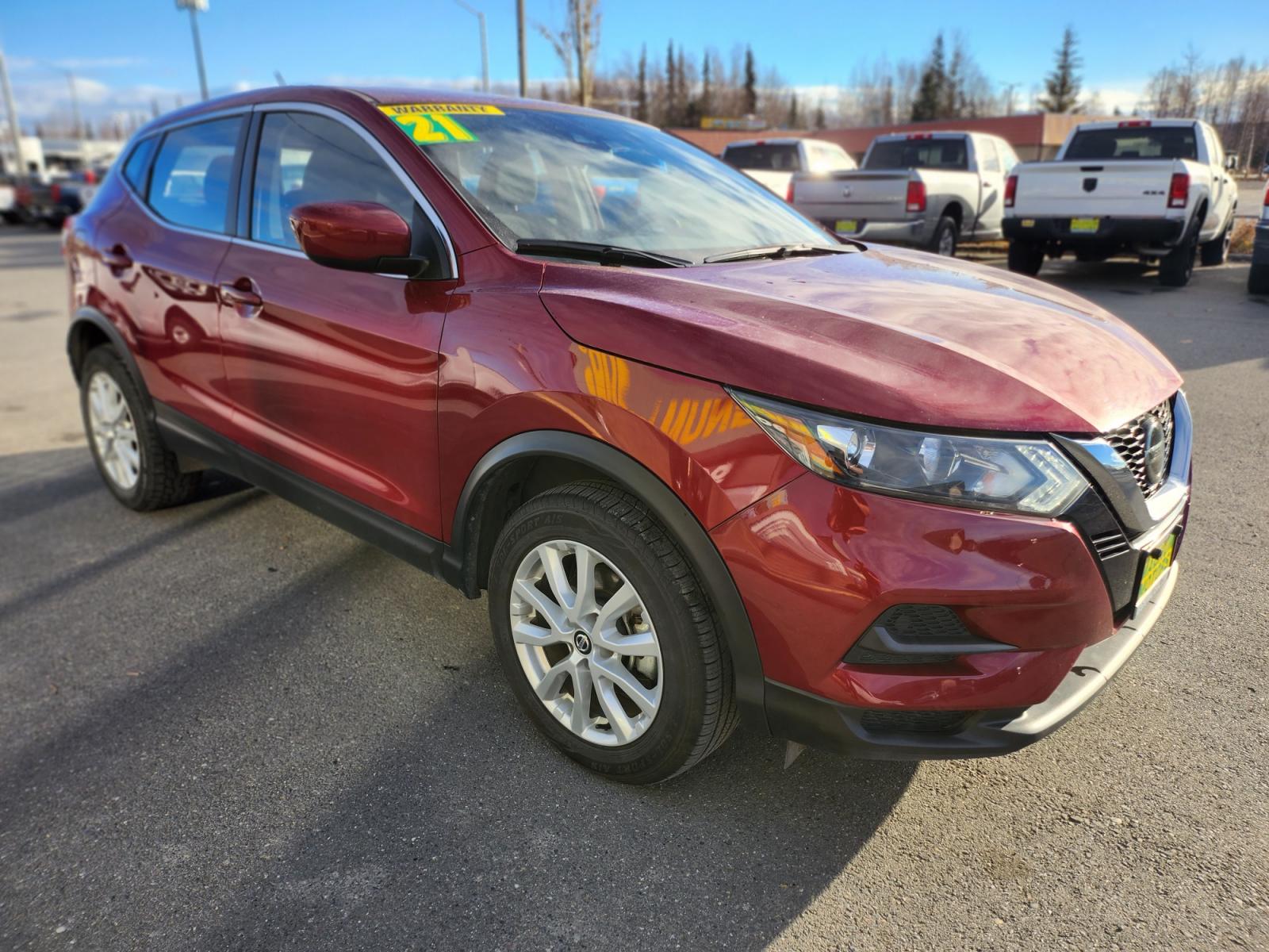 2021 /GRAY/BLACK Nissan Rogue Sport S AWD (JN1BJ1AW2MW) with an 2.0L L4 DOHC 16V engine, CVT transmission, located at 44152 Sterling Highway, Soldotna, 99669, (907) 262-5555, 60.484917, -151.062408 - Photo #9