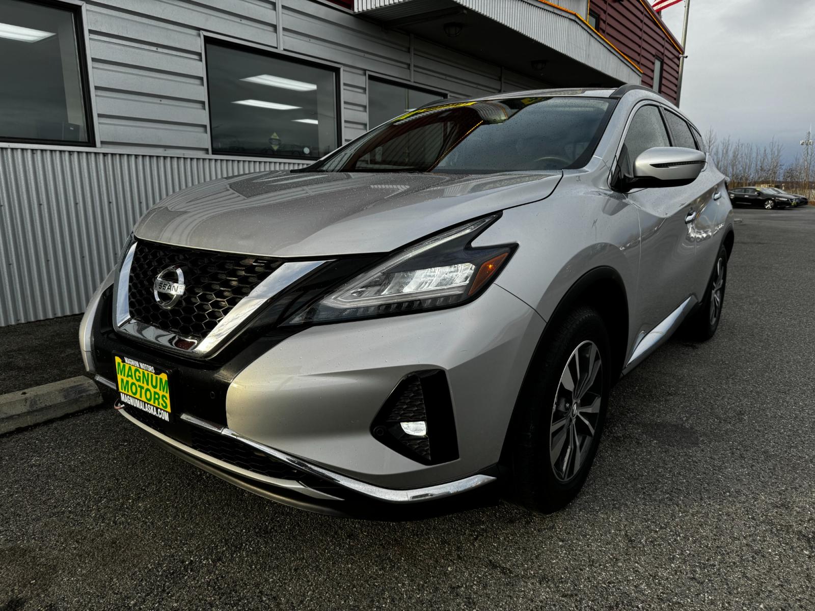 2021 Silver Nissan Murano SV AWD (5N1AZ2BS9MC) with an 3.5L V6 DOHC 24V engine, located at 44152 Sterling Highway, Soldotna, 99669, (907) 262-5555, 60.484917, -151.062408 - Photo #2